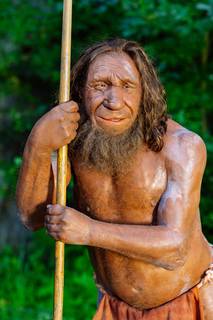 Nachbildung eines freundlichen Neandertalers